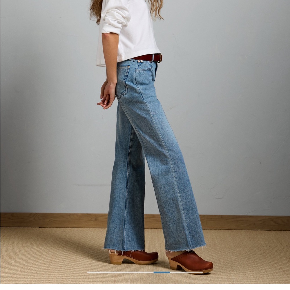 AE 77 Vintage Flare Medium Blue High-Rise Flare Jeans - Picture 9 of 16